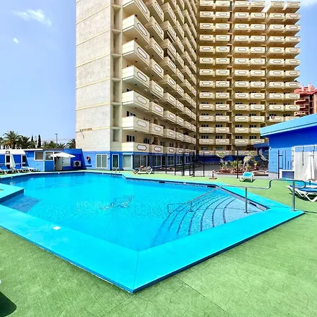 At Few Metres From The Beach, With Heated Pool And Beautiful View Appartement