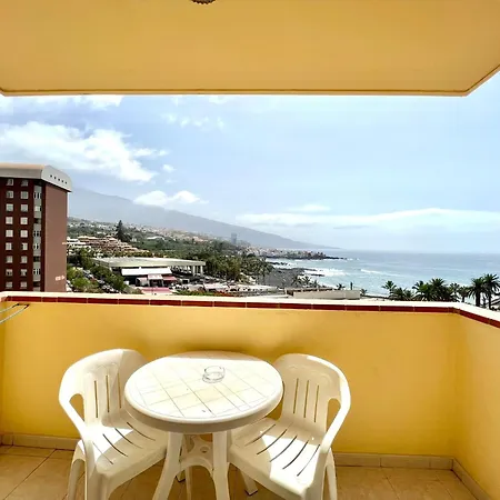 At Few Metres From The Beach, With Heated Pool And Beautiful View Apartamento *