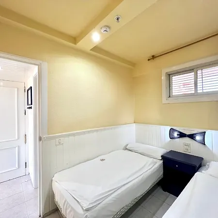 At Few Metres From The Beach, With Heated Pool And Beautiful View Puerto de la Cruz (Tenerife)