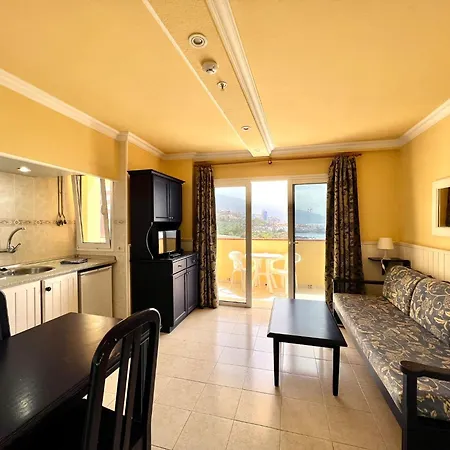 Appartement At Few Metres From The Beach, With Heated Pool And Beautiful View